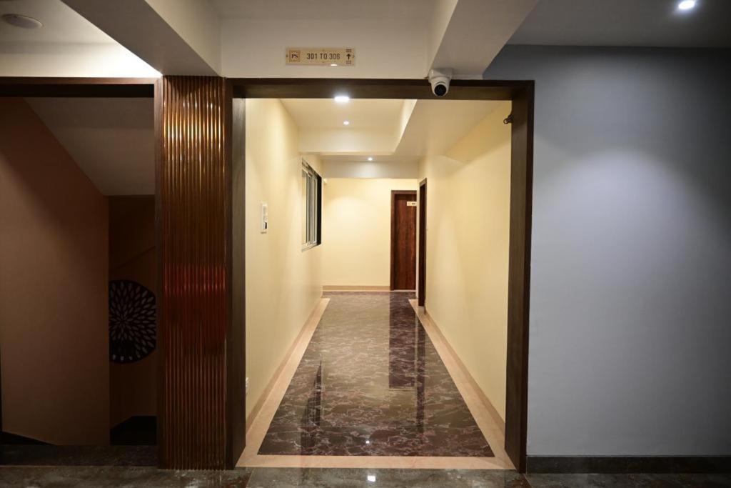 Hotel Prime Square Daund Exterior foto